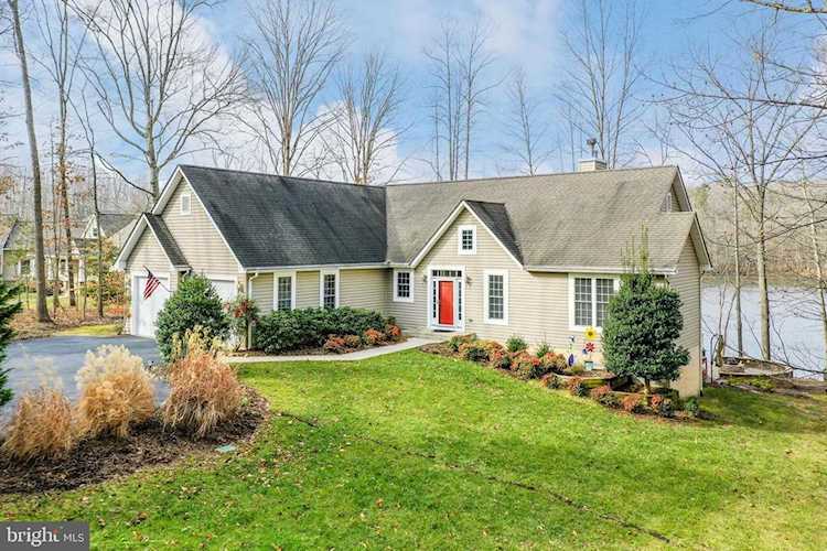 4 Elnor Rd Bumpass, VA 23024