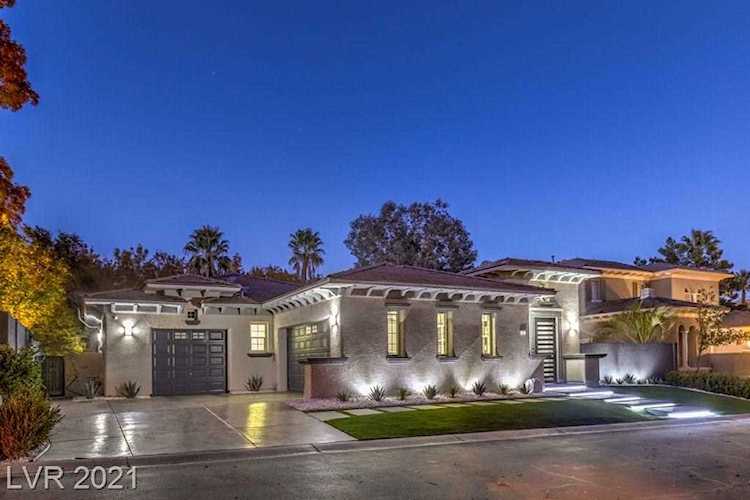 425 Grand Augusta Ln Las Vegas, NV 89144