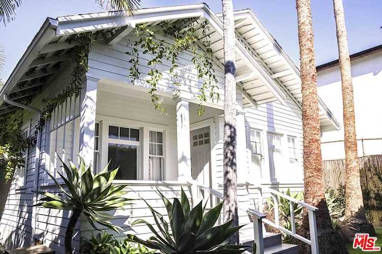 325 Brooks Avenue Venice, CA 90291