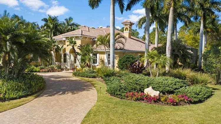 12640 SW Kingsway CIRCLE Lake Suzy, FL 34269