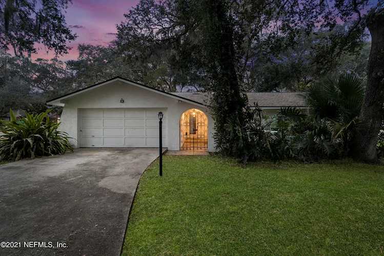 1 Sea Oaks Dr St Augustine, FL 32080