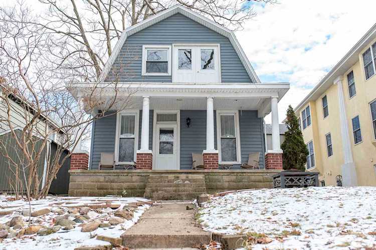 606 Chestnut Street Winona Lake, IN 46590