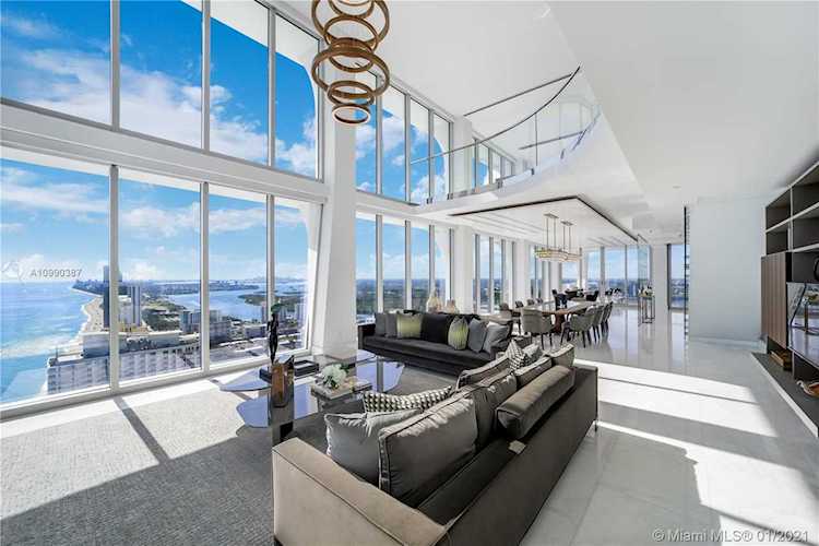 16901 Collins Ave Sunny Isles Beach, FL 33160