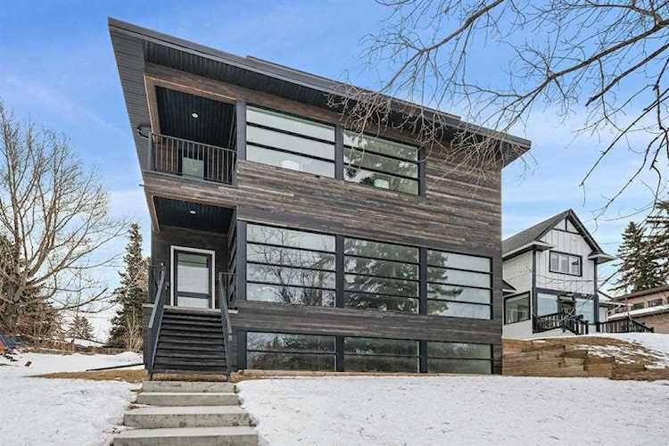 4712 Elbow Dr SW Calgary, AB T2S 2K8