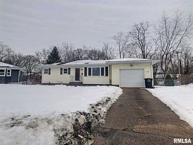 4709 24th Ave Rock Island, IL 61201