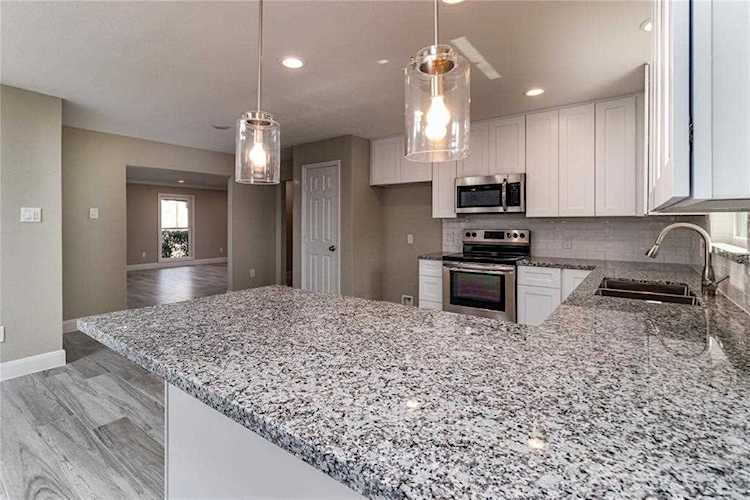 5007 Yarwell Dr Houston, TX 77096