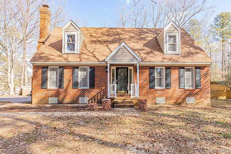 711 Reese Dr Sandston, VA 23150