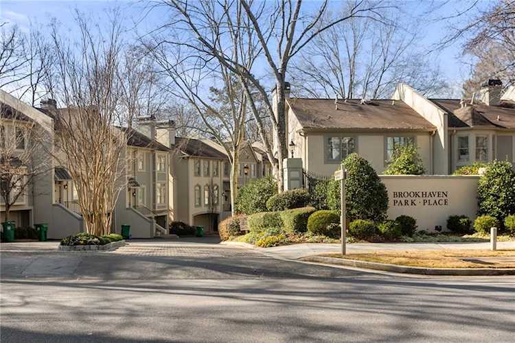1237 Brookhaven Park Place NE, Brookhaven, GA 30319 - Premier Atlanta Real Estate Photo 1