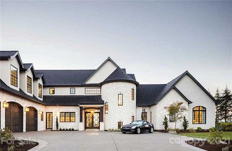 207 River Birch Ln Matthews, NC 28104