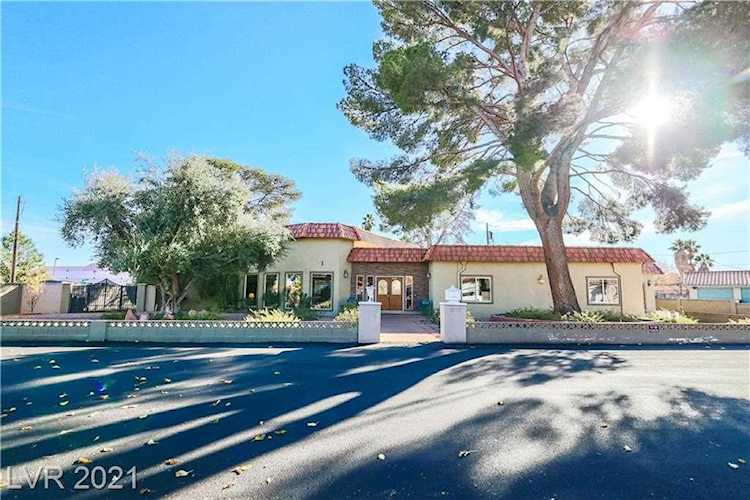 3357 Red Rock St Las Vegas, NV 89146