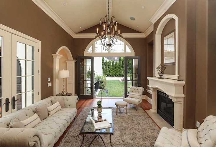 2001 Webster St Palo Alto, CA 94301