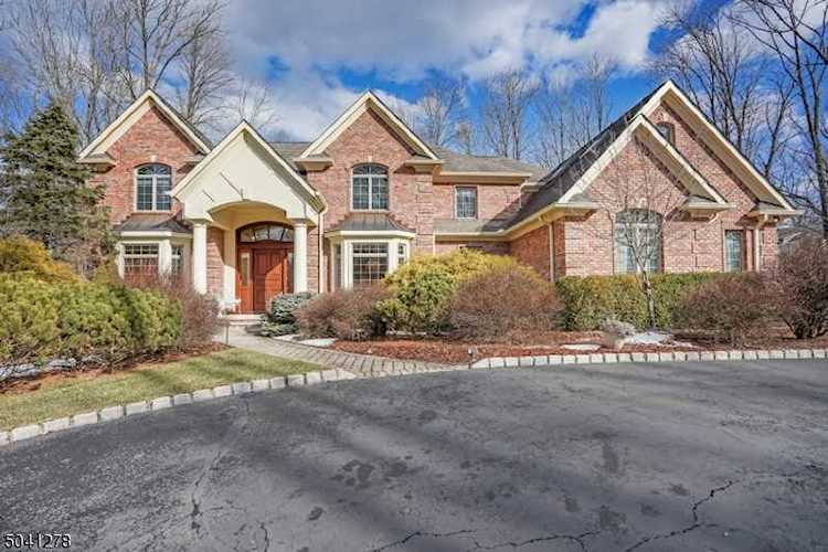 46 Orchard Road Watchung Boro, NJ 07069