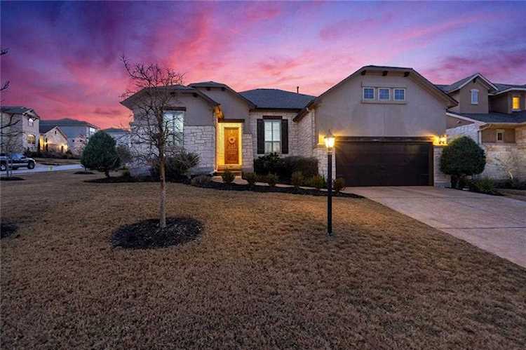 407 Highland Village DR Lakeway, TX 78738