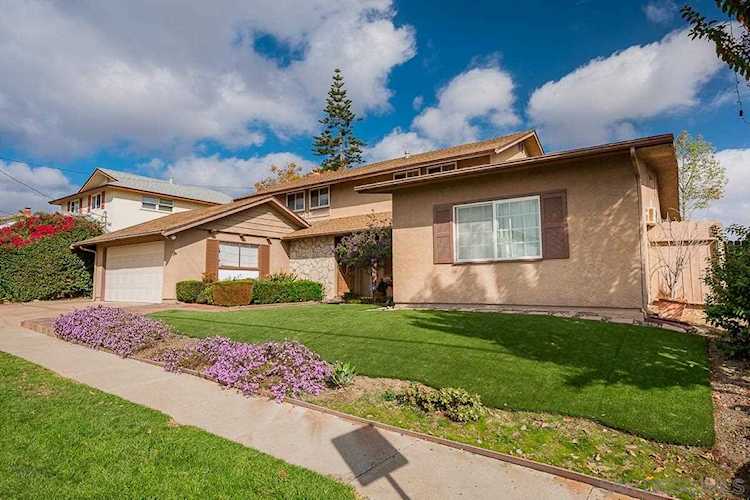 7043 Bobhird Dr San Diego, CA 92119