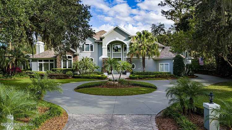 8024 Pebble Creek Ln Ponte Vedra Beach, FL 32082