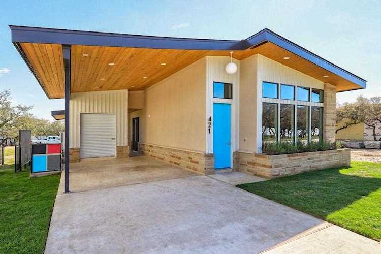 421 Starlight Village LOOP Leander, TX 78641