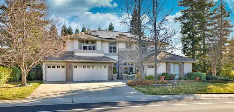 9748 Elmhurst Drive Granite Bay, CA 95746
