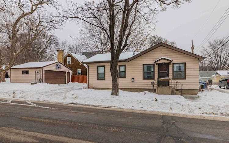 5557 25th Avenue S Minneapolis, MN 55417