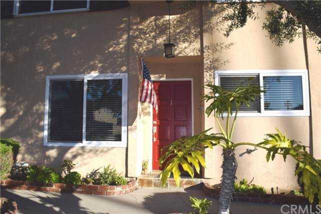 1311 Manhattan Beach Boulevard #1 Manhattan Beach, CA 90266