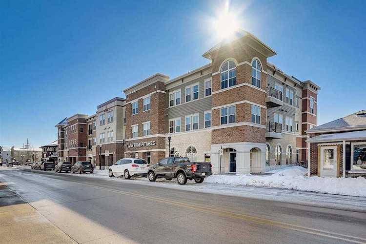 111 W Fulton St #308 Edgerton, WI 53534