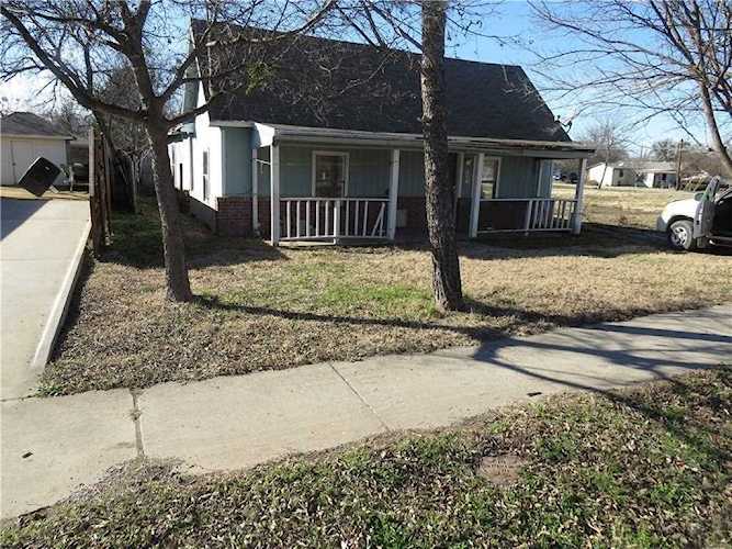 209 S 5th Street Sanger, TX 76266