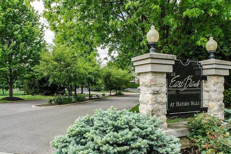 5735 Newbank Circle Dublin, OH 43017