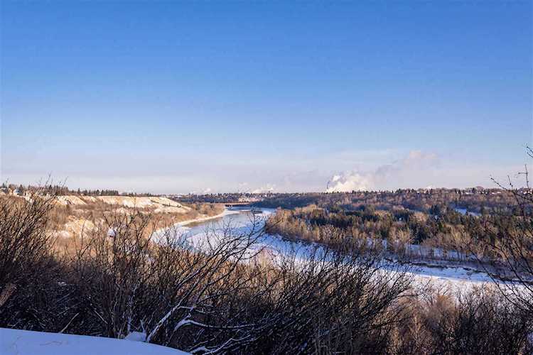 # 1004 8340 Jasper Avenue Edmonton, AB T5H 4C6