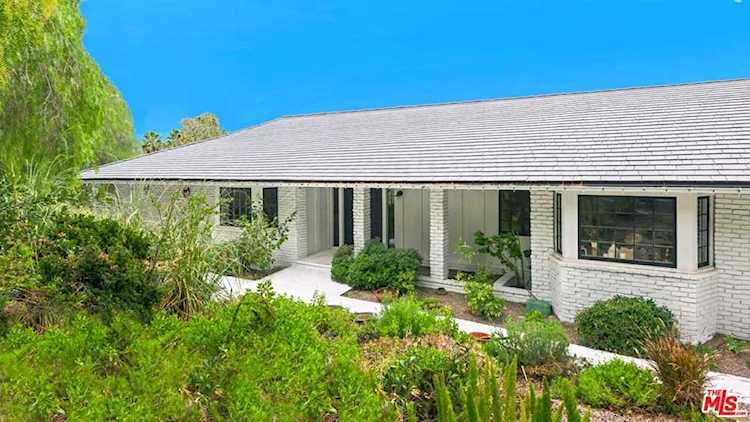25010 Jim Bridger Road Hidden Hills, CA 91302