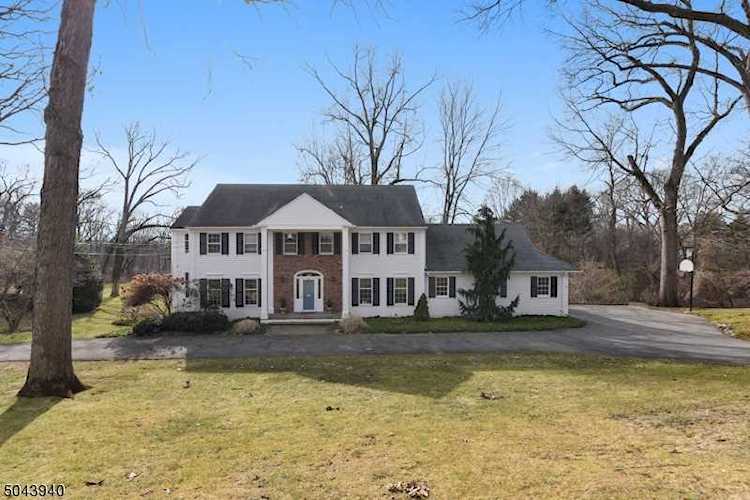 43 Midwood Ter Madison Boro, NJ 07940