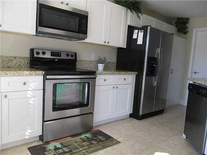 271 NW 36 Avenue #271 Deerfield Beach, FL 33442