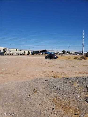 300 Plymouth Ave North Las Vegas, NV 89030 | MLS 2268438 Photo 1