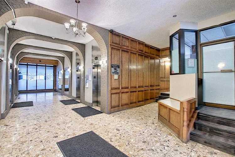 4944 Dalton Dr NW #310 Calgary, AB T3A 2E6