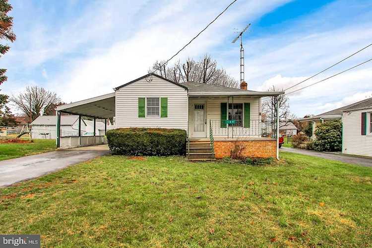 109 Landis Ave Waynesboro, PA 17268