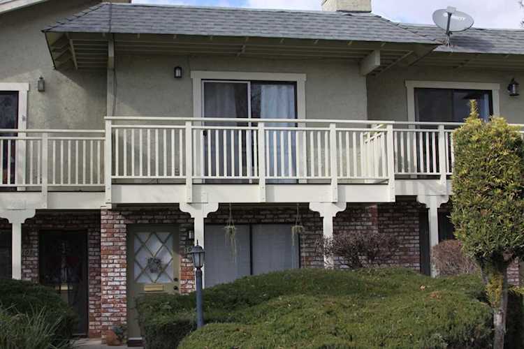 105 Lynbrook Ct 105 Watsonville, CA 95076