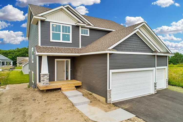 6755 Redwood Avenue Lino Lakes, MN 55038