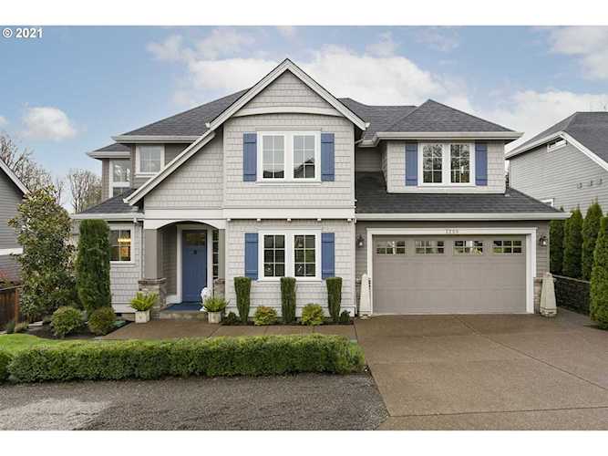 1255 Bickner St Lake Oswego, OR 97034