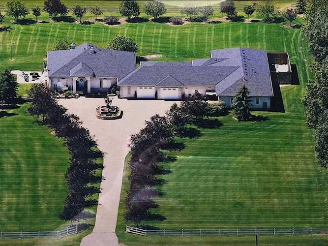 3275 88 St SE Calgary, AB T1X 0L5