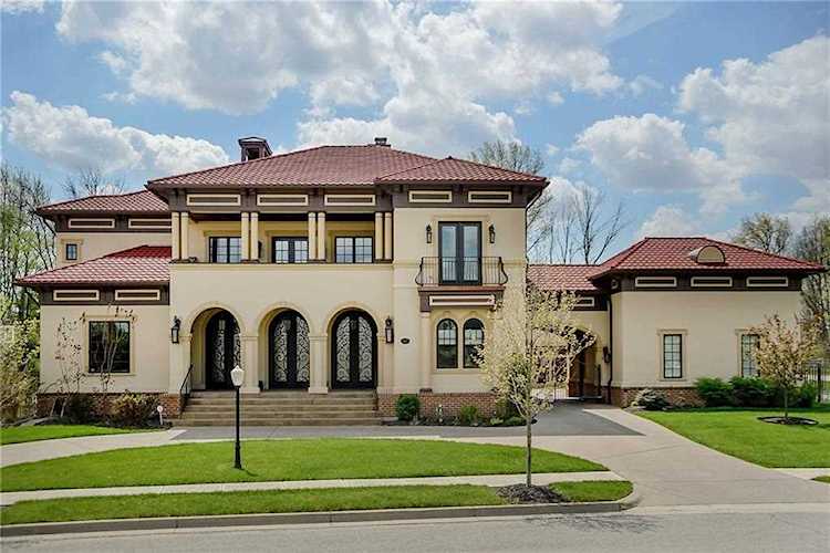2377 Finchley Rd Carmel, IN 46032