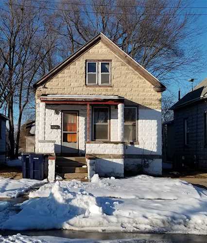 216 Riverside St Janesville, WI 53548 | MLS 1901958 Photo 1