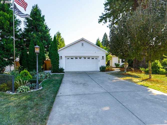 2810 G Dr Washougal, WA 98671