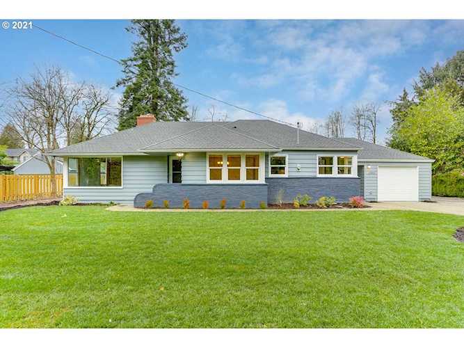 13921 Holcomb Blvd Oregon City, OR 97045