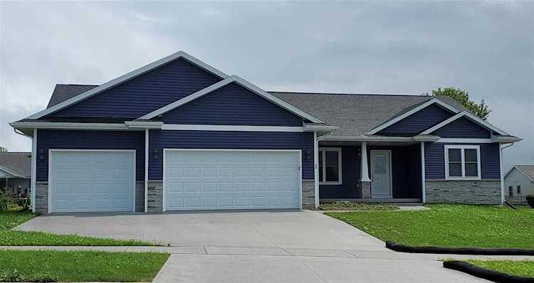 12 S Windmill Ridge Rd Evansville, WI 53536