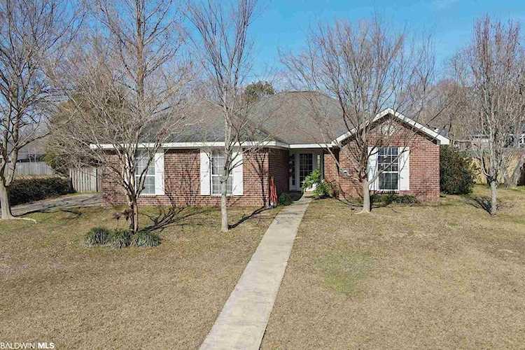 19905 Southfield Drive Robertsdale, AL 36567