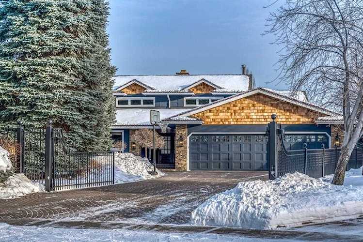 120 Lake Placid Green SE Calgary, AB T2J 5V8