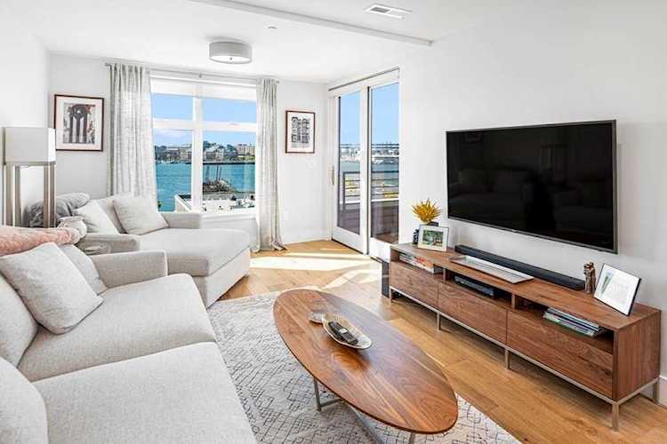 250 Meridian St #505 Boston, MA 02128