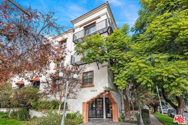 12603 Moorpark Street #305 Studio City, CA 91604