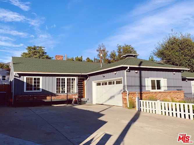 1731 Verdugo Boulevard La Canada Flintridge, CA 91011