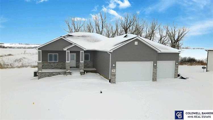 200 E 10th St Firth, NE 68538