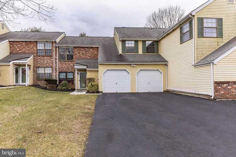 412B Willow Turn Mount Laurel, NJ 08054 | MLS NJBL390174 Photo 1