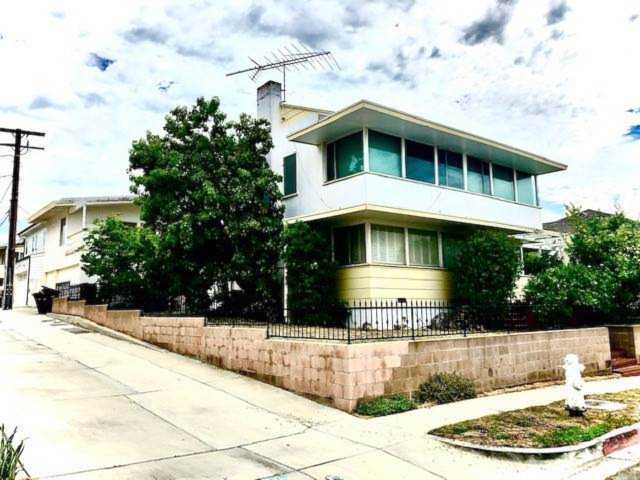 MLS #SR21028788 - 2820 Bayview Drive Corona del Mar, CA 92625 - $2,995,000 Photo 1